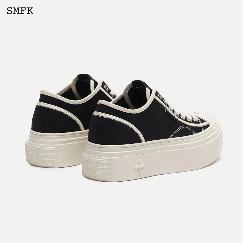 Retro College Low Top Board Shoes Black